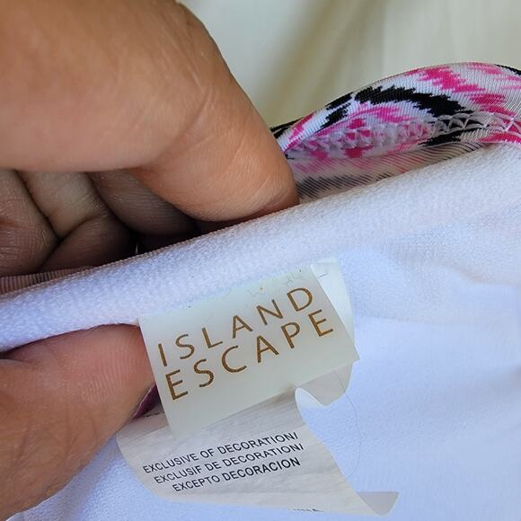 Island Escape Tankini Top Size‎ 8 Halter Padded Pink Geometric Pattern Woven - Picture 6 of 7